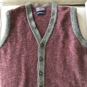 Pendleton 100% Shetland Wool Vest (M) Maroon